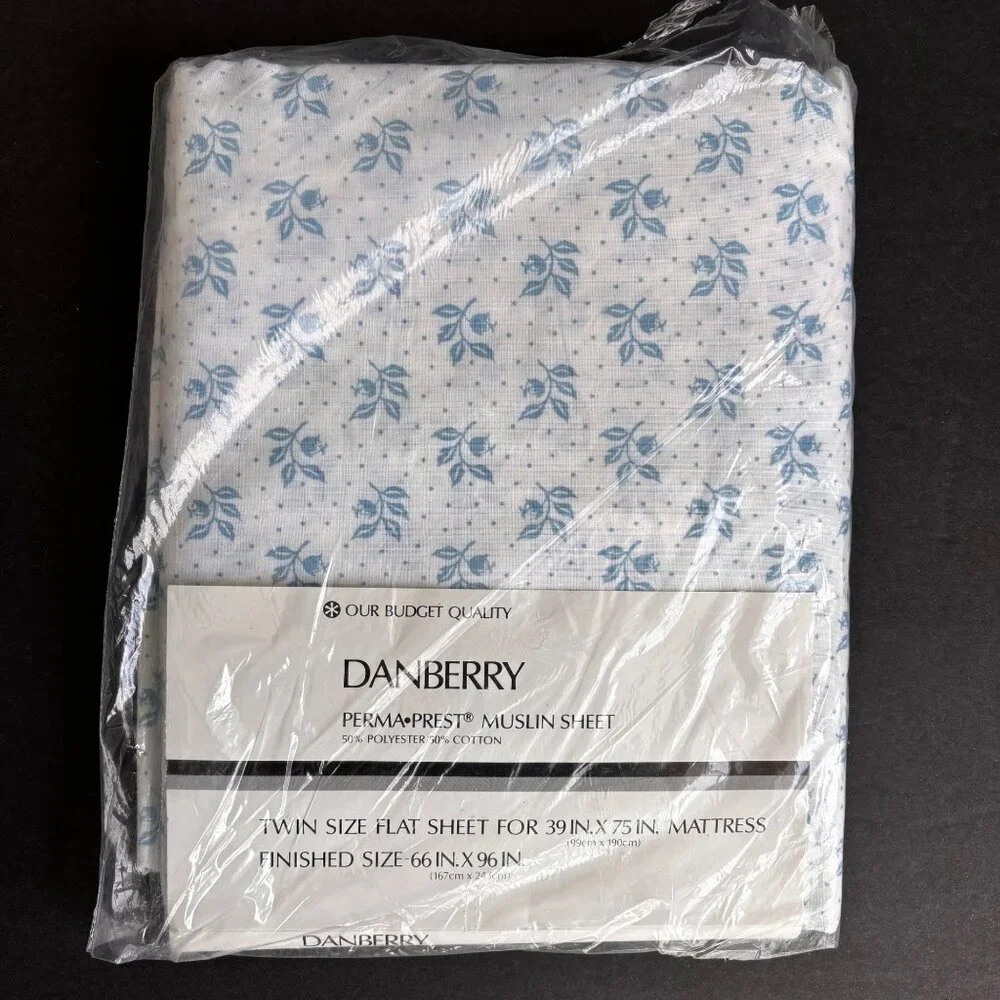 Danberry Twin Size Flat Sheet‎ Blue Floral Print Muslin Cottagecore Vintage New